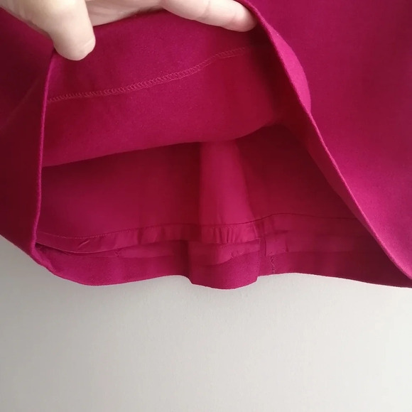 Vintage Magenta 100% Pure Virgin Wool Skirt with Pockets and Pleats 6 - Picture 7 of 16